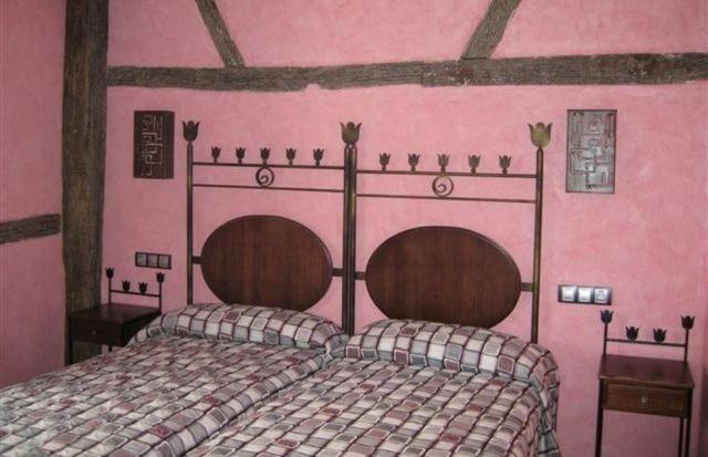 La Boteria Guest House Salas De Los Infantes Ngoại thất bức ảnh